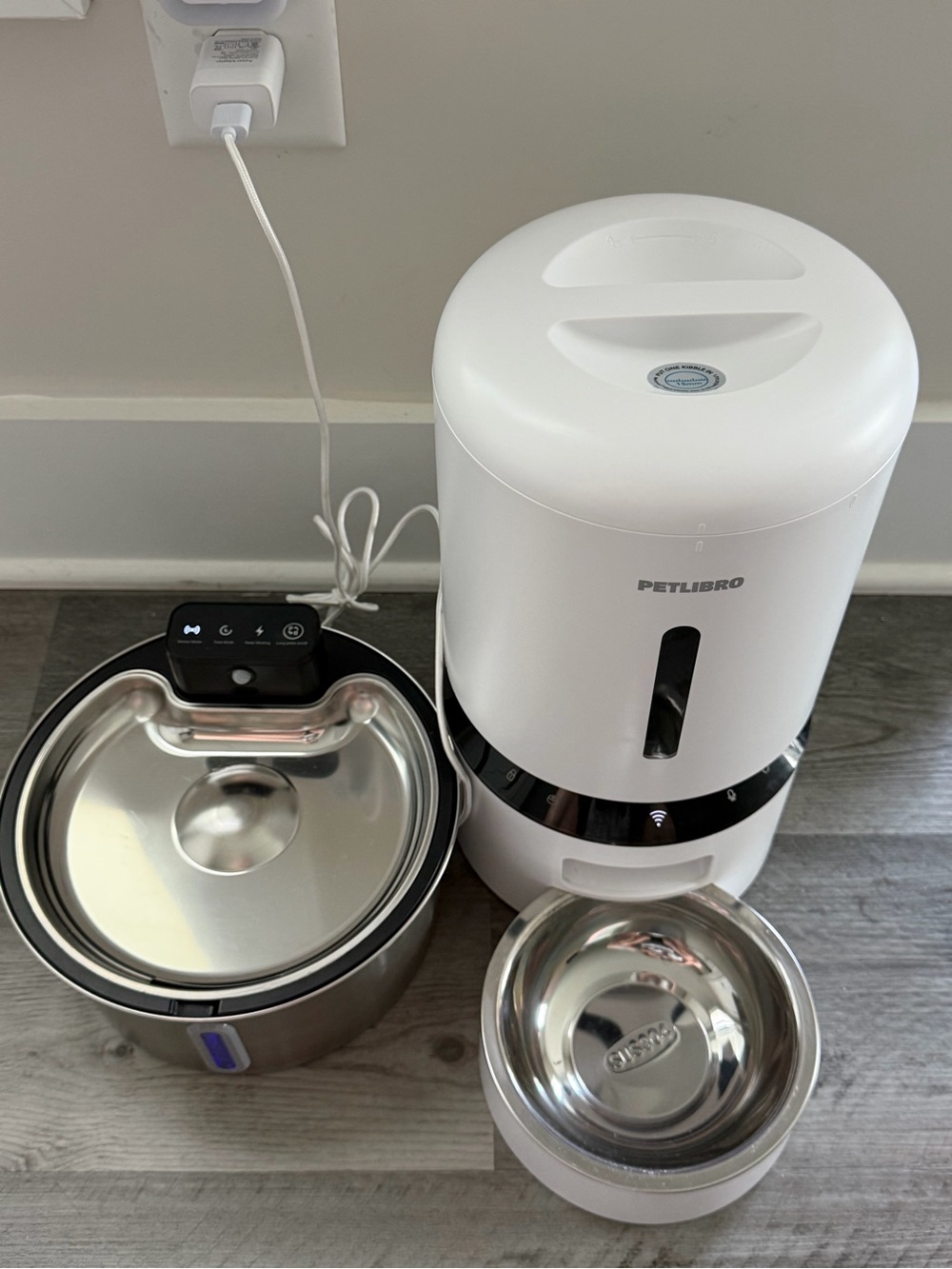 Petlibro Granary Smart Feeder and Stainless Steel Automatic Water Bowl
